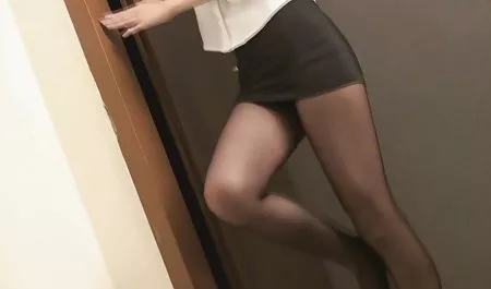 摔跤宝贝骑着裁判！