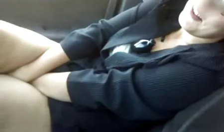 成功的铸造结束与面部